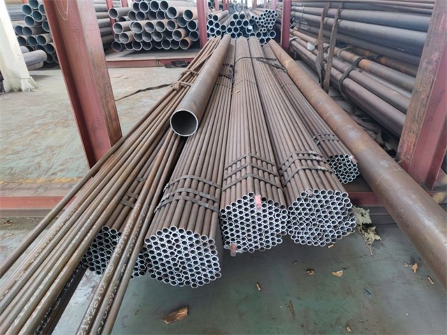 曲靖15crmog无缝钢管