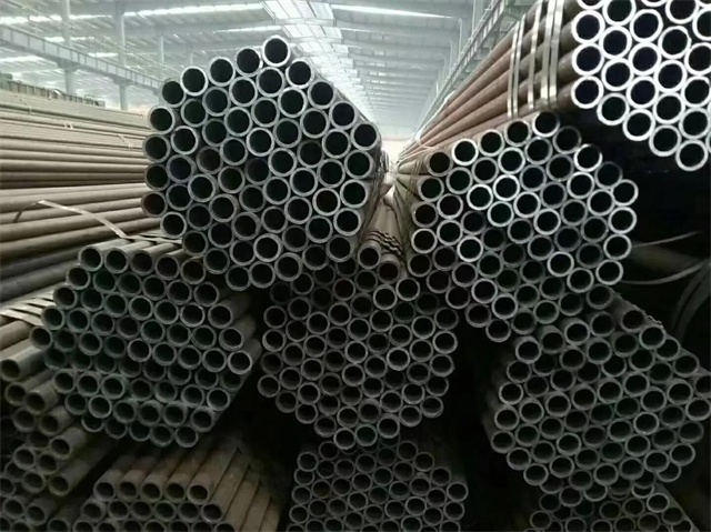 曲靖20#石油裂化用无缝钢管